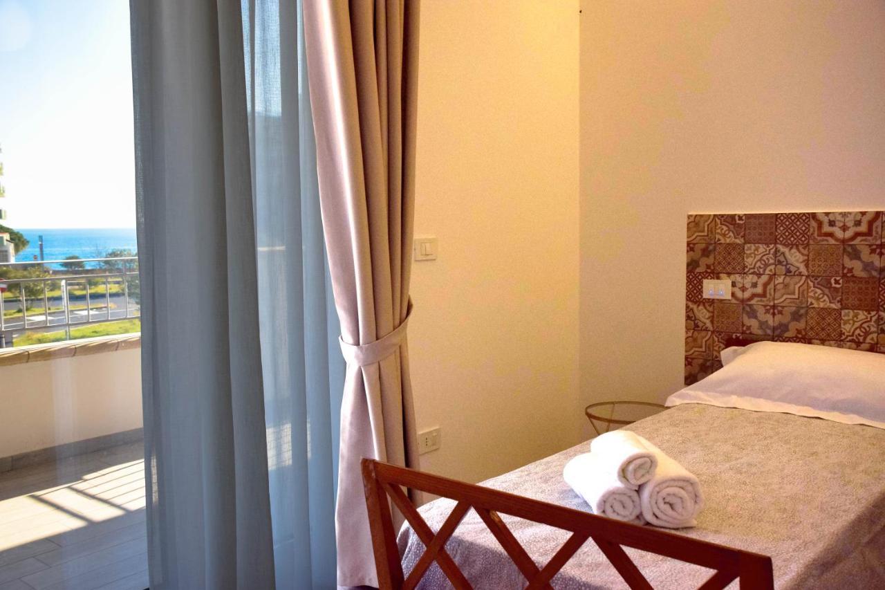 Accòmodati B&B Marina di Gioiosa Ionica Exterior foto